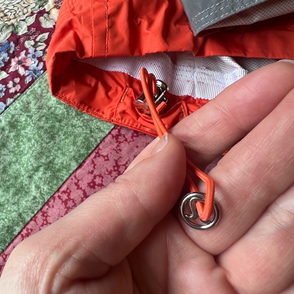 Lululemon Ride On Anorak in Dazzling Sz S/M. - Picture 13 of 14